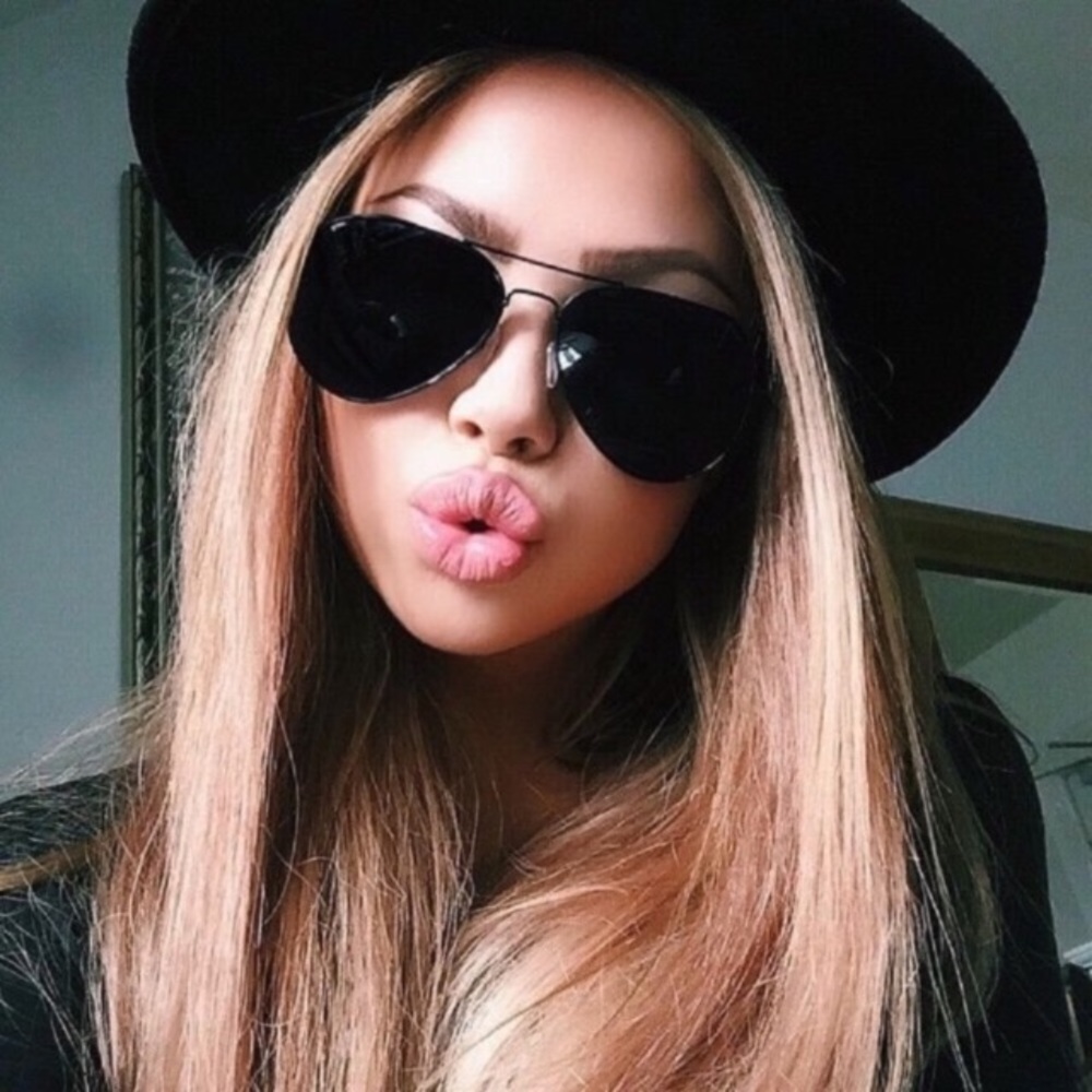 Blackout Smoke Lens Aviator Sunglasses - Picture 1 of 3
